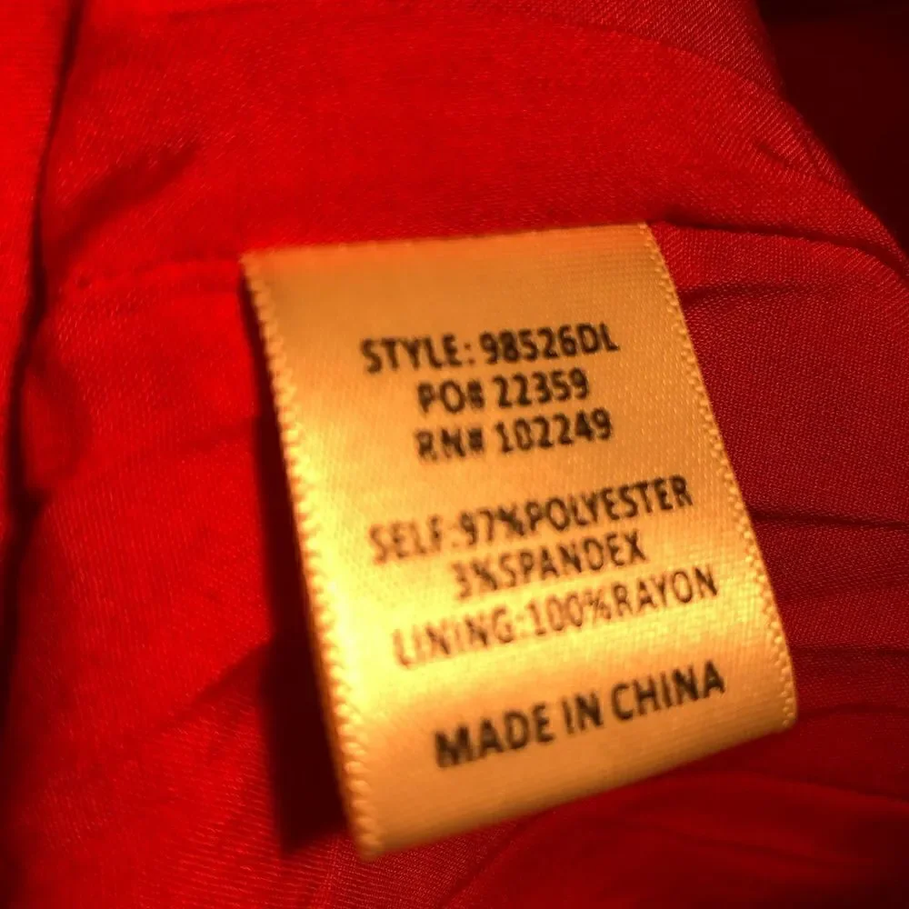 NWT SKIES ARE BLUE Women’s Red Dress Smooth Fabric Like Satin Classic & Elegant. - Picture 7 of 8